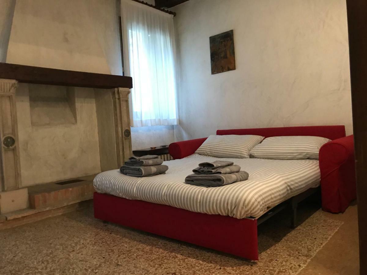 Palazzo Grassi And Accademia Bridge Superb House Apartment Venedig